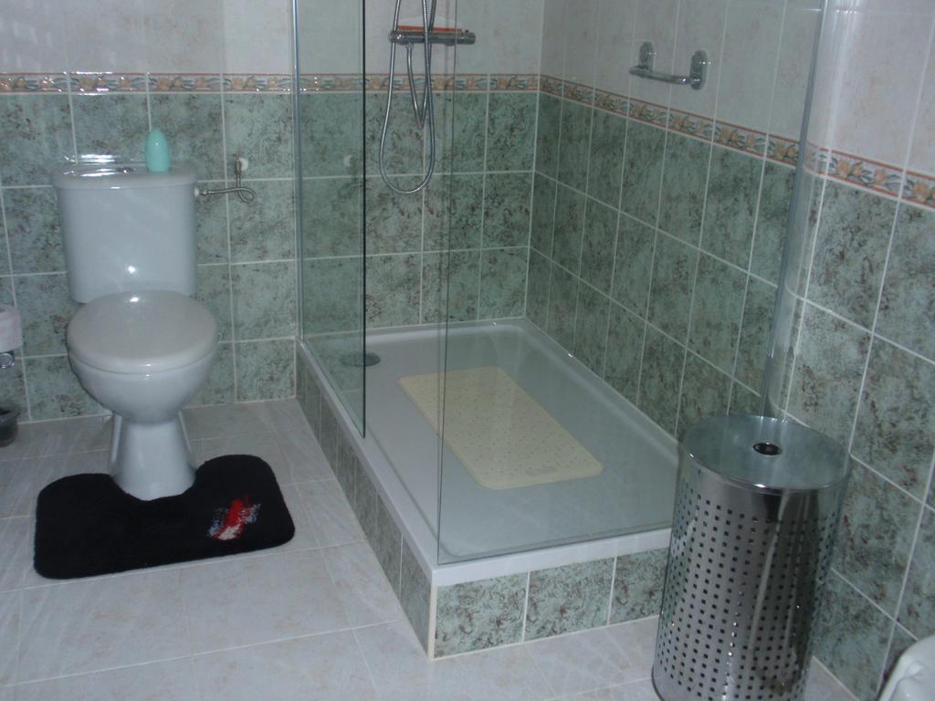 Gite De Poulas Couffy Ngoại thất bức ảnh